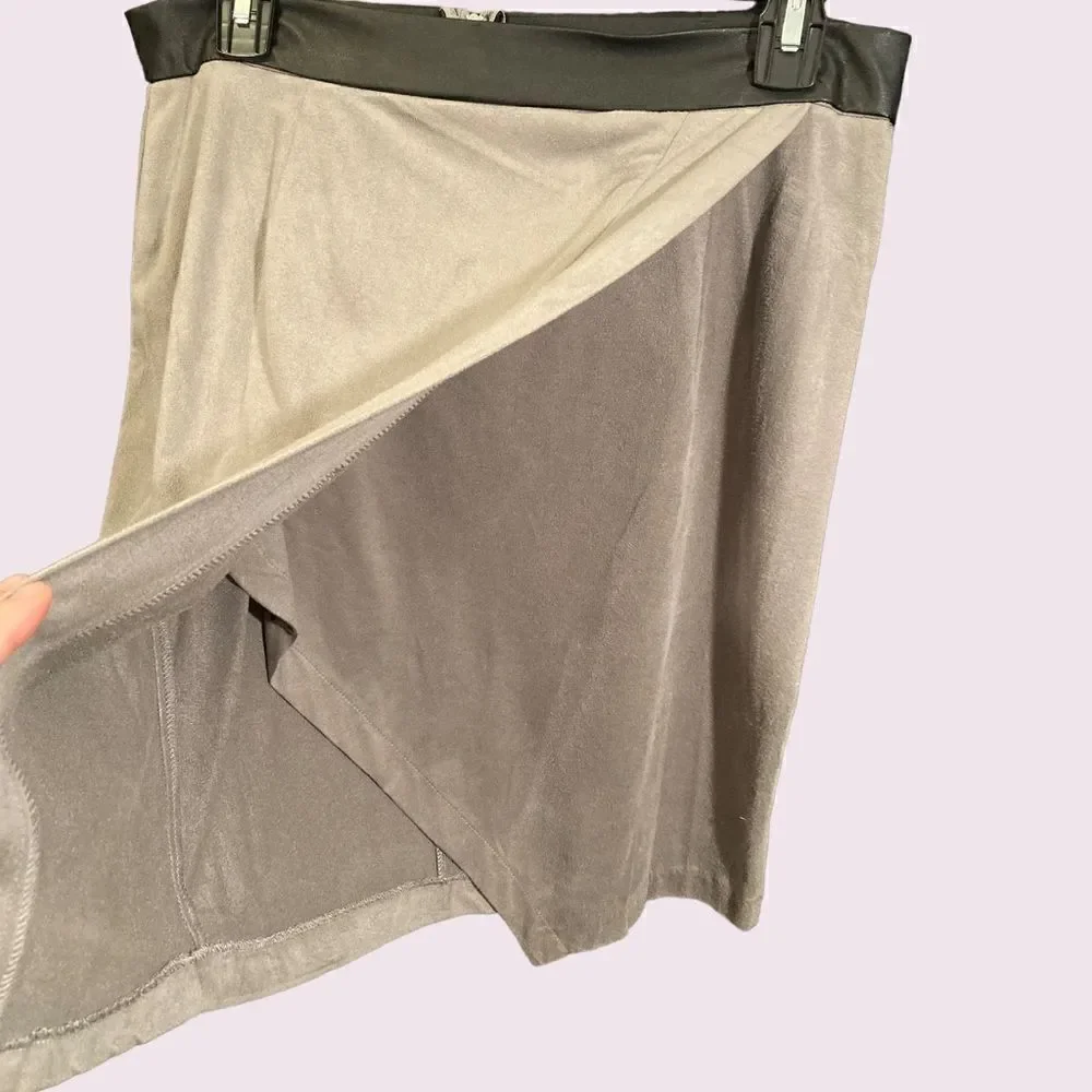 NWT Faux Leather and Suede Asymmetrical Skirt - Picture 2 of 10